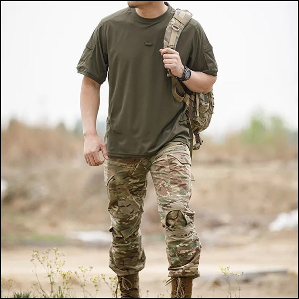 T-shirt style militaire