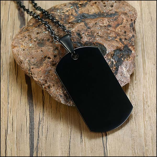 Collier plaque militaire noir