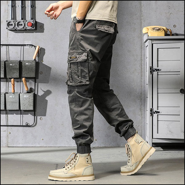 Pantalon cargo gris foncé