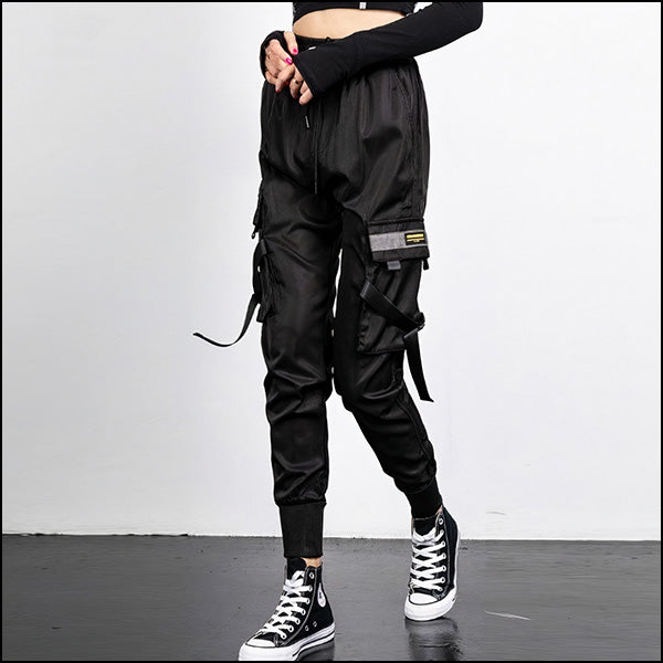 Pantalon cargo slim noir femme