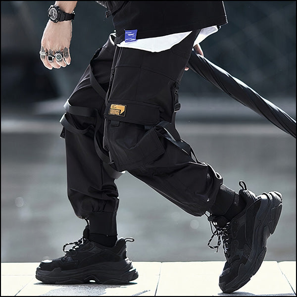 Pantalon large noir style cargo
