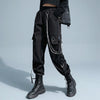 Pantalon cargo femme noir avec chaîne