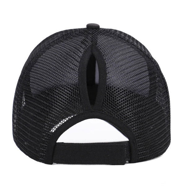 Casquette noire queue de cheval